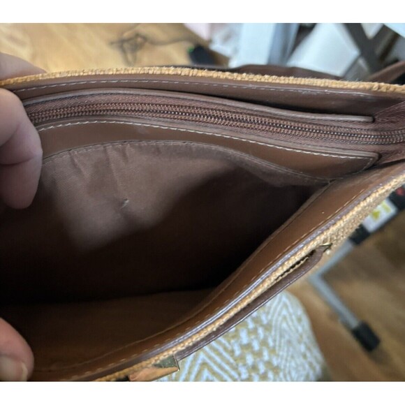 Etienne Aigner Woven Purse Tan And Brown - Picture 8 of 12